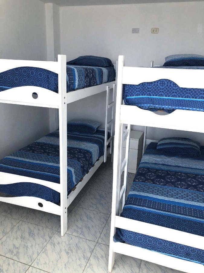 Hostel Killamoon Oasis ปารากัส ภายนอก รูปภาพ