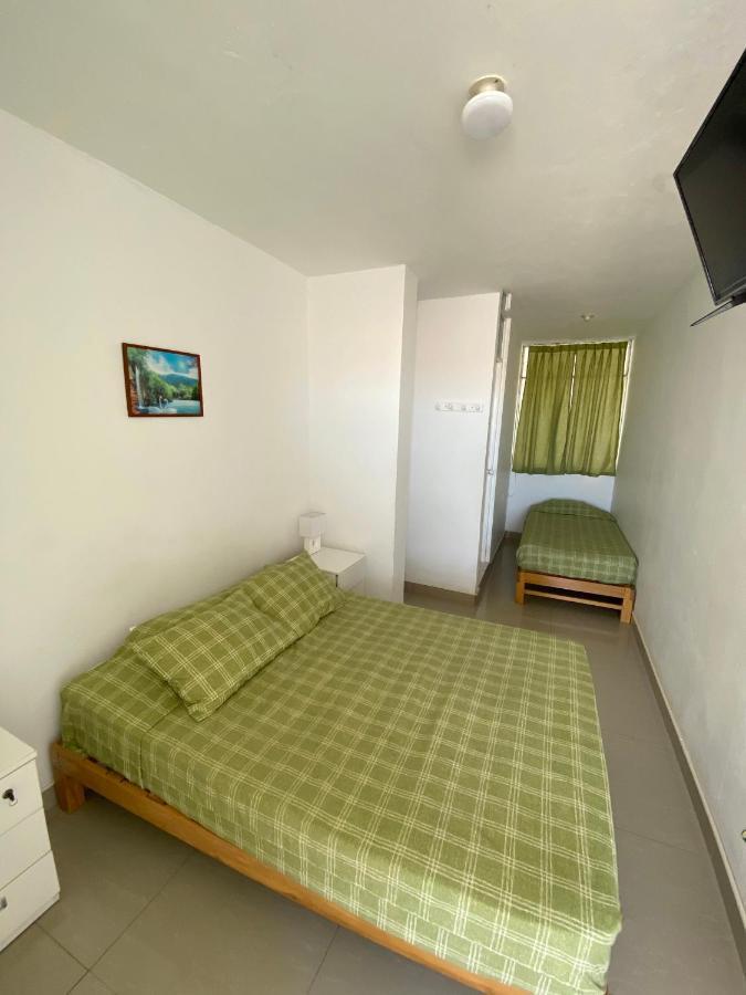 Hostel Killamoon Oasis ปารากัส ภายนอก รูปภาพ