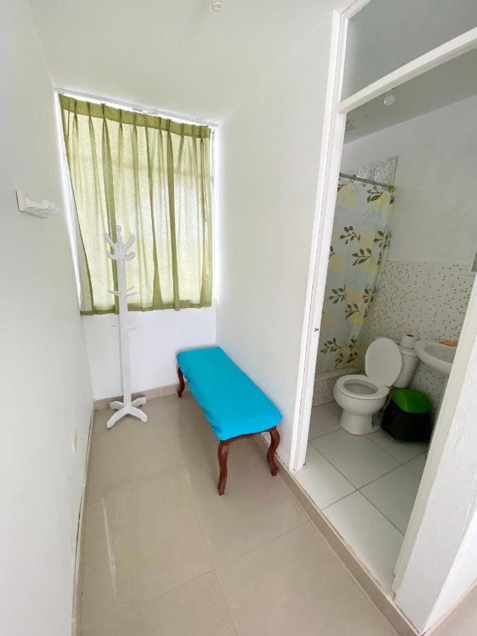 Hostel Killamoon Oasis ปารากัส ภายนอก รูปภาพ